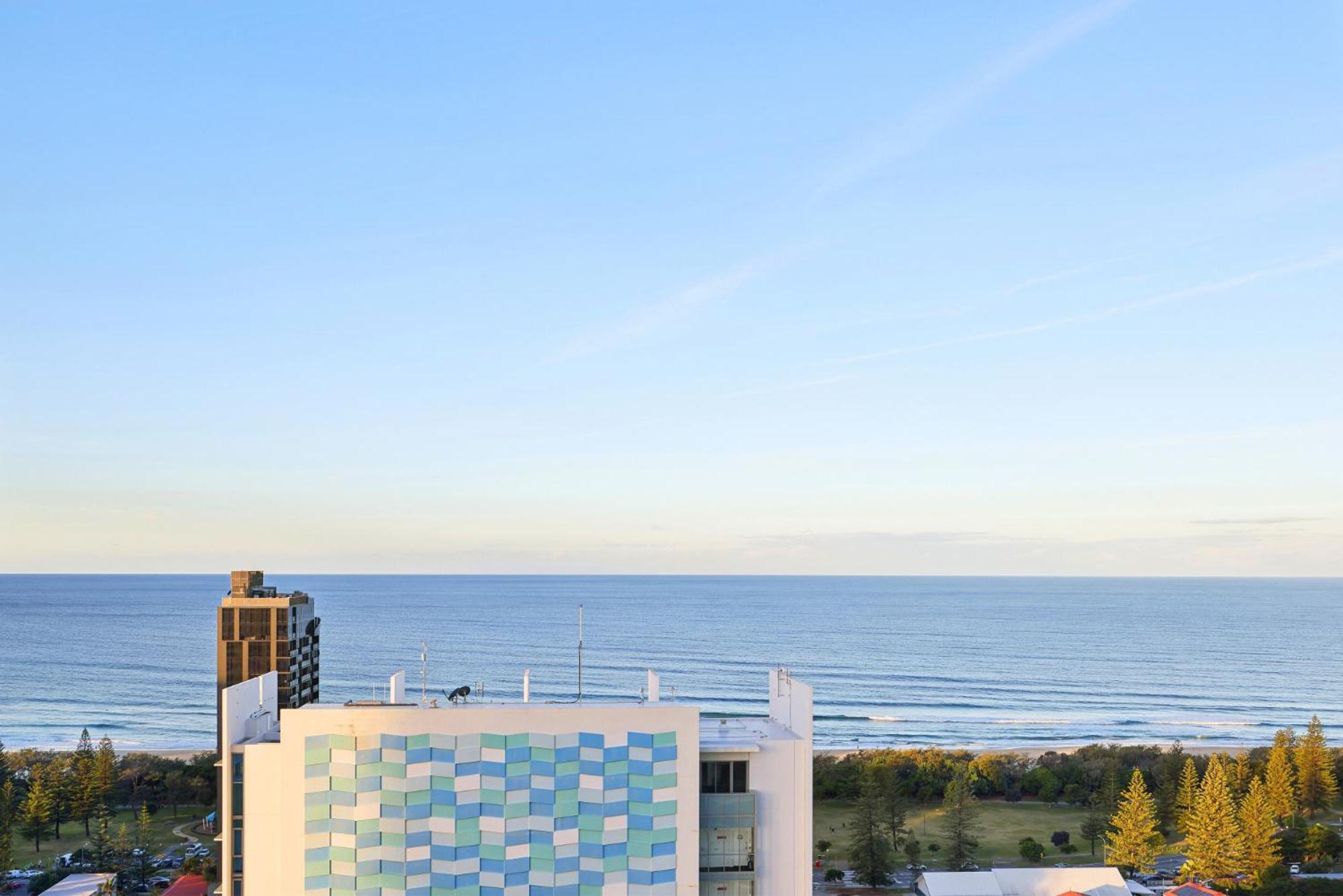 Ocean View 3-Bed With Gym, Pool, Sauna & Parking Gold Coast Exterior foto